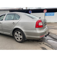 Фаркоп Трейлер на SKODA Octavia 2004–2009  Арт. 9710 (A5) (х/б)