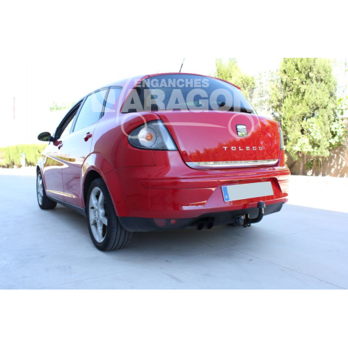 Фаркоп ARAGON на SEAT Toledo 2004–2012 Арт. E5812AV