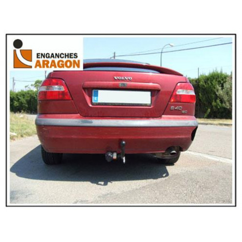Фаркоп ARAGON на VOLVO S40 1996–2004 Арт. E6804AA