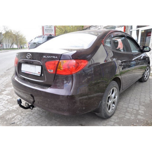Фаркоп BOSAL (ORIS) на HYUNDAI Elantra 2007–2012  Арт. 4242-A (IV седан)
